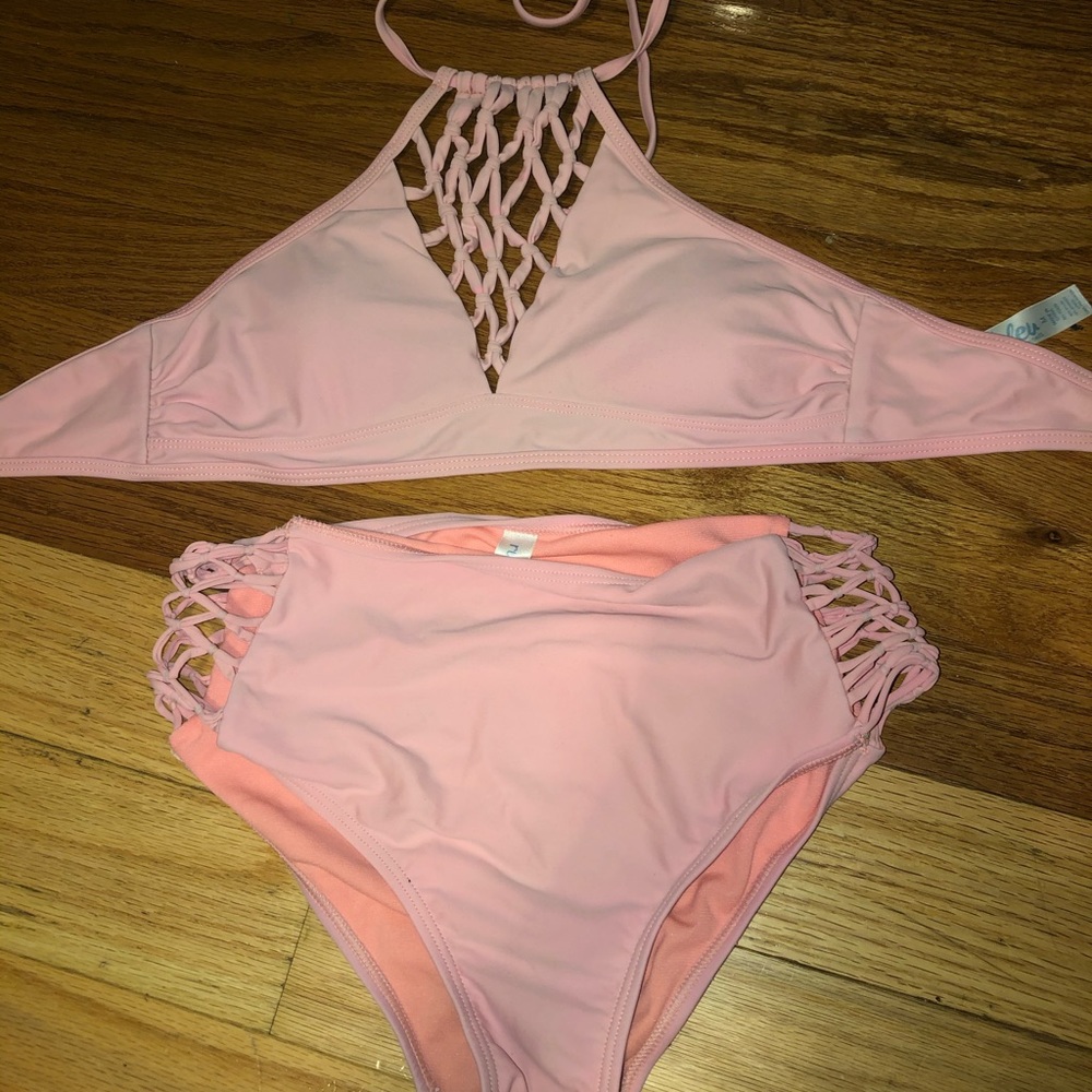 Bathing suit